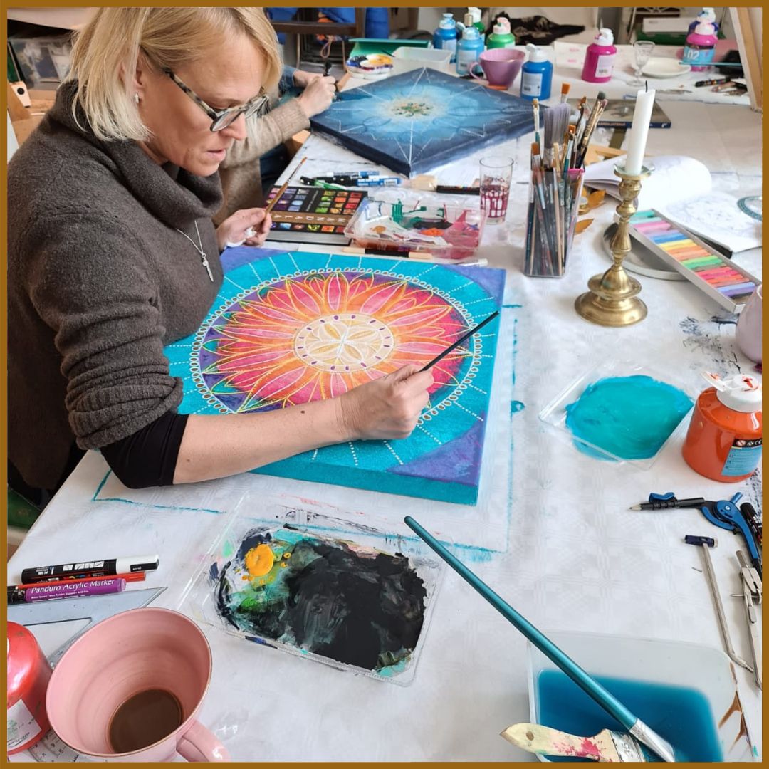 Paint your own mandala, 2 days course SEK 2200