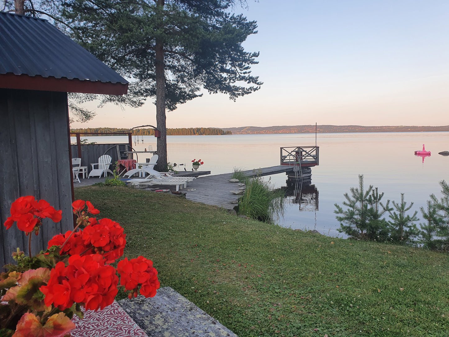 Välkommen till en unik upplevelse för själen – måla i stillhet vid Siljan 5 dagar: kurs 6500 kr. 3-7/8